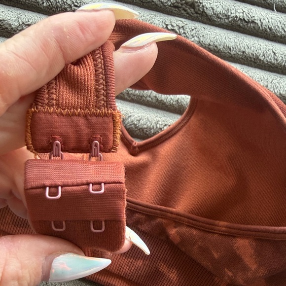 Darc Sport Everson Seamless Halter Bra - Canyon Rust Marble - S/M - Picture 4 of 7